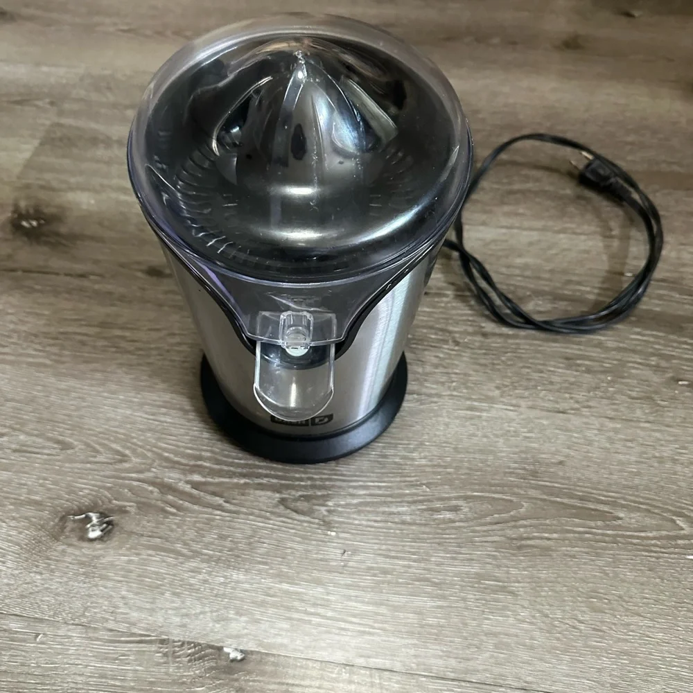 Ash Stainless Steel Electric Citrus Juicer in Silver and Clear